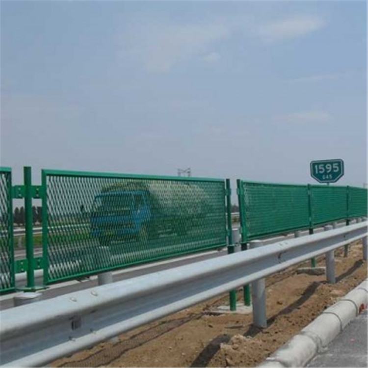 橋梁防護網案例展示圖片3 橋梁防護網案例展示圖片3